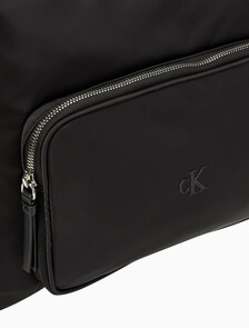 Buy 여성 포켓 나일론 사첼 in color BLACK