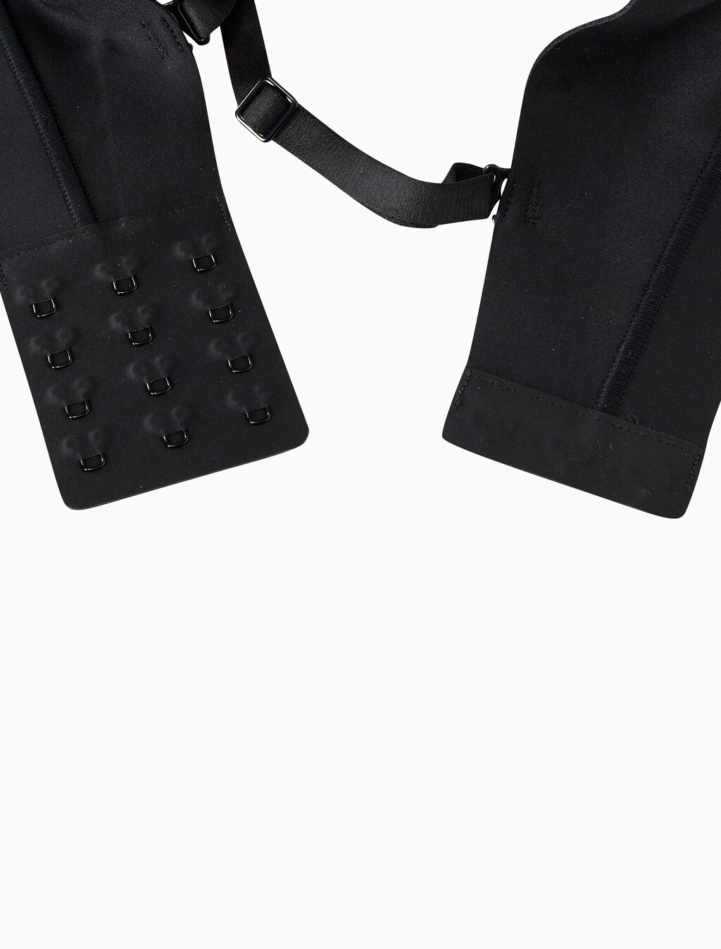 Buy 여성 인비져블 AF 스트랩리스 푸쉬업 in color BLACK