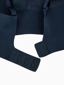 Buy 여성 인비져블 테일러드 NSE AF 트라이앵글 브라 in color BLUEBERRY