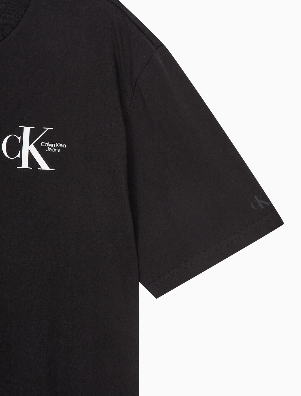 Buy 남녀공용 릴렉스핏 헤비 코튼 로고 반팔 티셔츠 in color CK BLACK