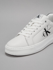 Buy 여성 말모 스니커즈 YW00823 in color ANCIENT WHITE/BLACK