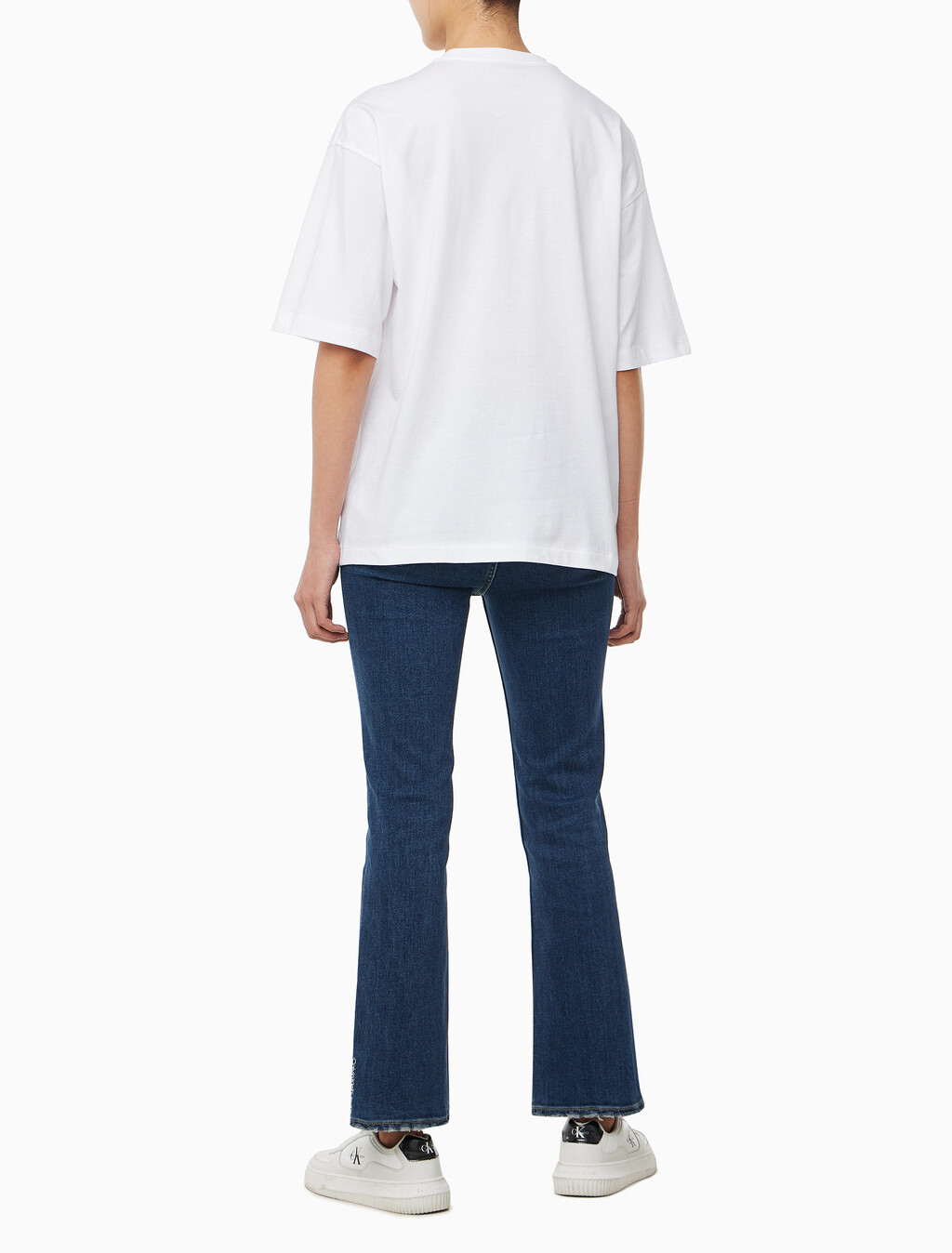 Buy 여성 CKJ 로고 반팔 티셔츠 in color BRILLIANT WHITE