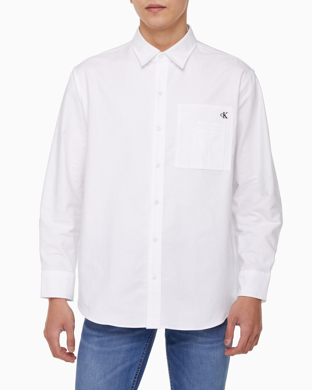 Buy 남성 릴렉스핏 파이핑 로고 옥스포드 셔츠 in color BRIGHT WHITE