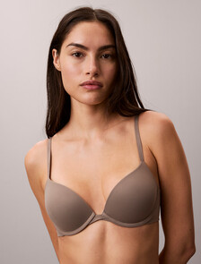 Buy 여성 퍼펙틀리 핏 AF 푸쉬업 브라 in color Dark green