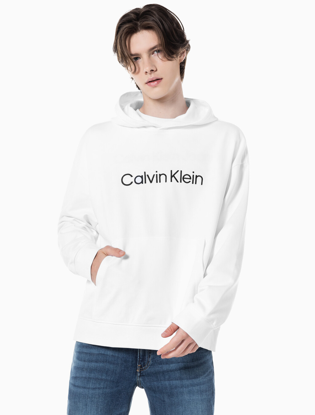 Buy 남성 릴렉스핏 스탠다드 로고 후드 티셔츠 in color BRILLIANT WHITE