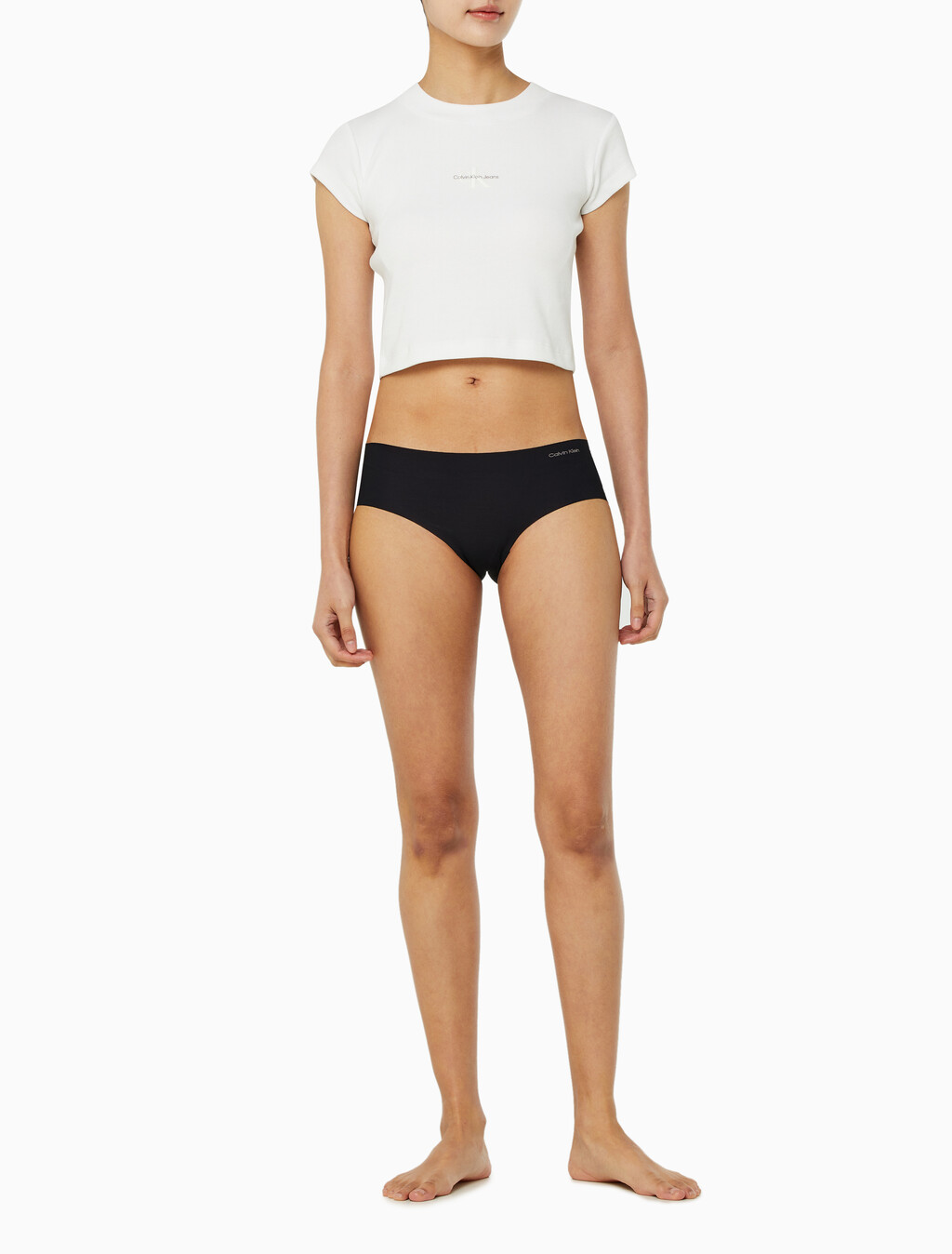 Buy 여성 인비져블 마이크로 힙스터 in color BLACK