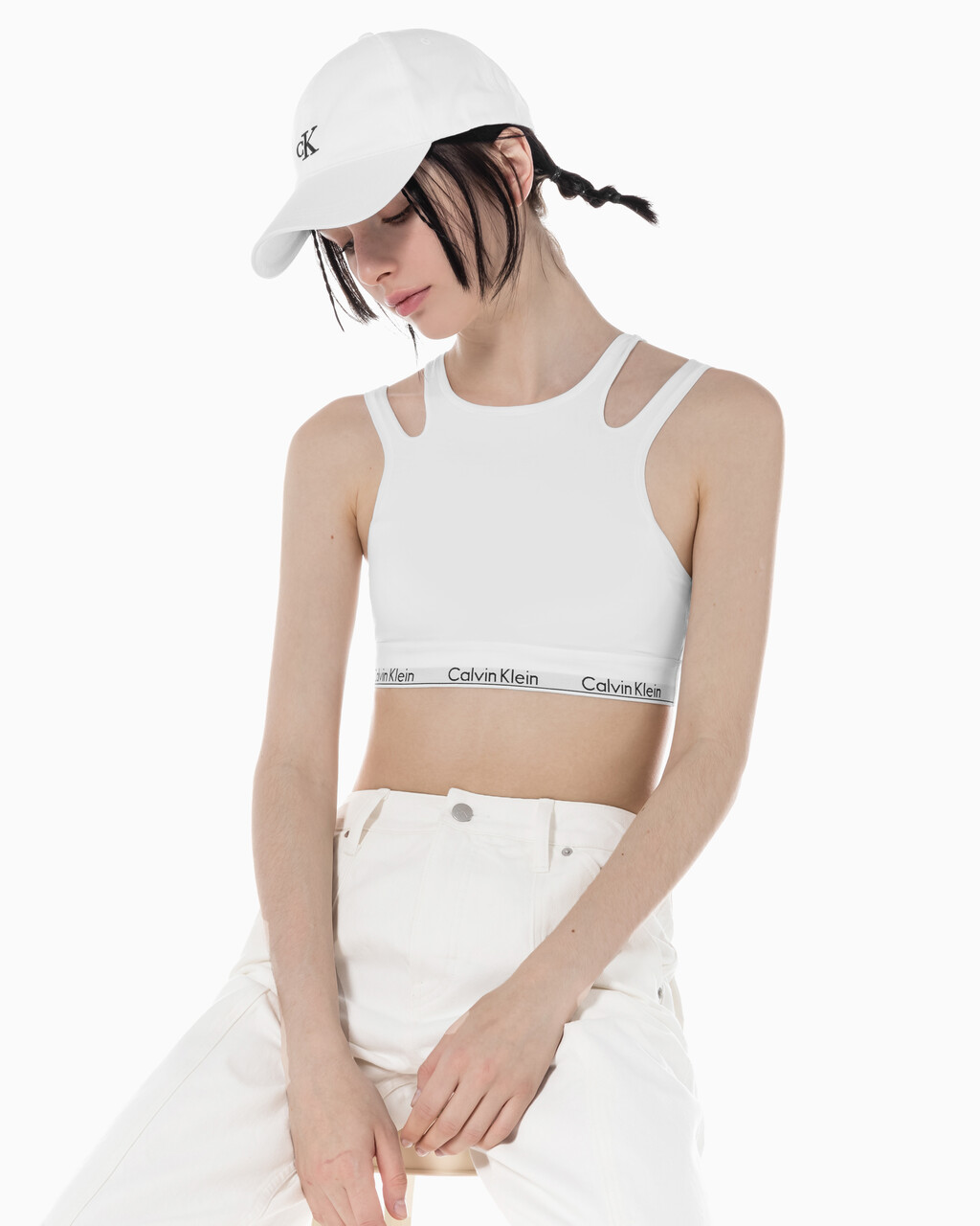 Buy 여성 모던 코튼 디컨스트럭티드 라인드 브라렛 in color WHITE