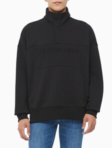 Buy 남성 인스티튜셔널 엠보스드 하프집업 스웻셔츠 in color CK BLACK