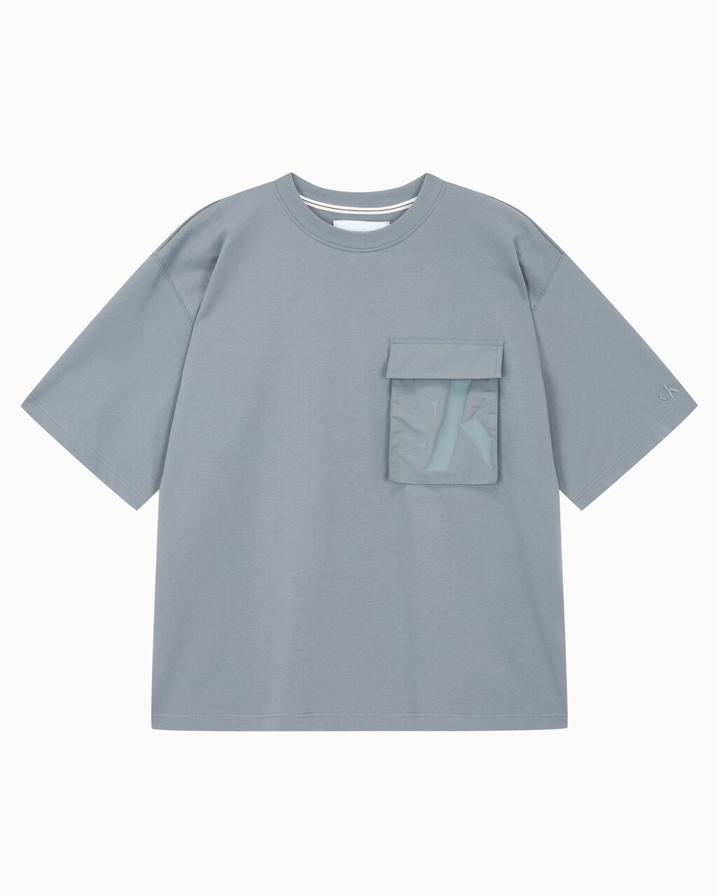 Buy 남성 오버사이즈 우븐 포켓 반팔 스웻셔츠 in color OVERCAST GREY