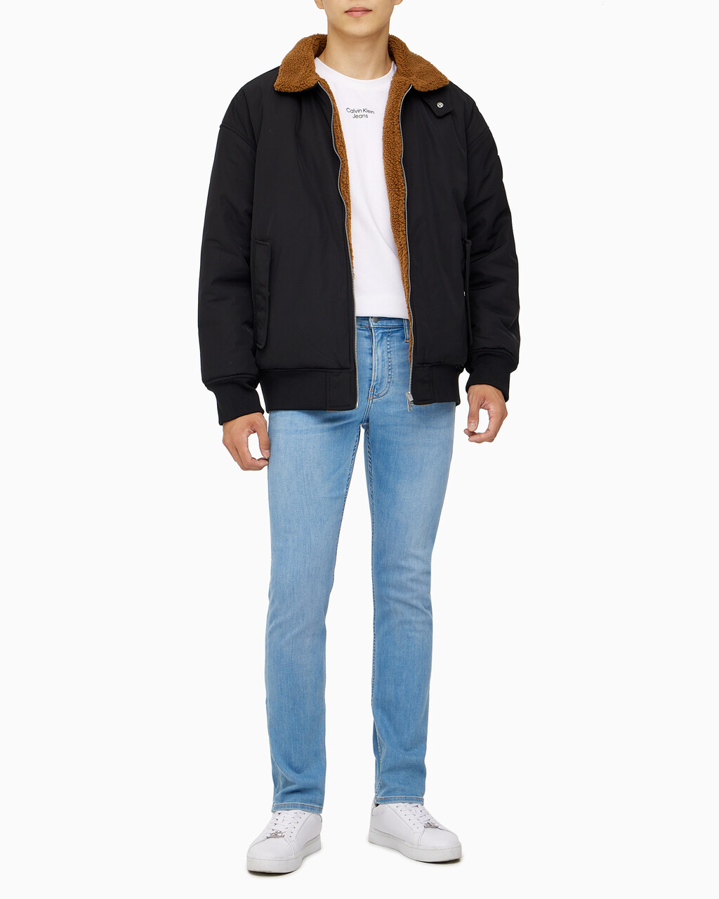 Buy 남성 리버서블 쉐르파 봄버 in color CK BLACK