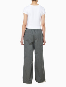 Buy 여성 라이트웨이트 코튼 카고 팬츠 in color GUNMETAL HTR