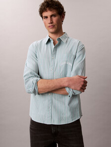 Buy 스트라이프 워시드 옥스포드 이지셔츠 in color Wild Green