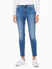 Buy 여성 하이라이즈 바디 스키니핏 미드 블루 앵클 37.5 데님 in color MID BLUE BACK EMBRO