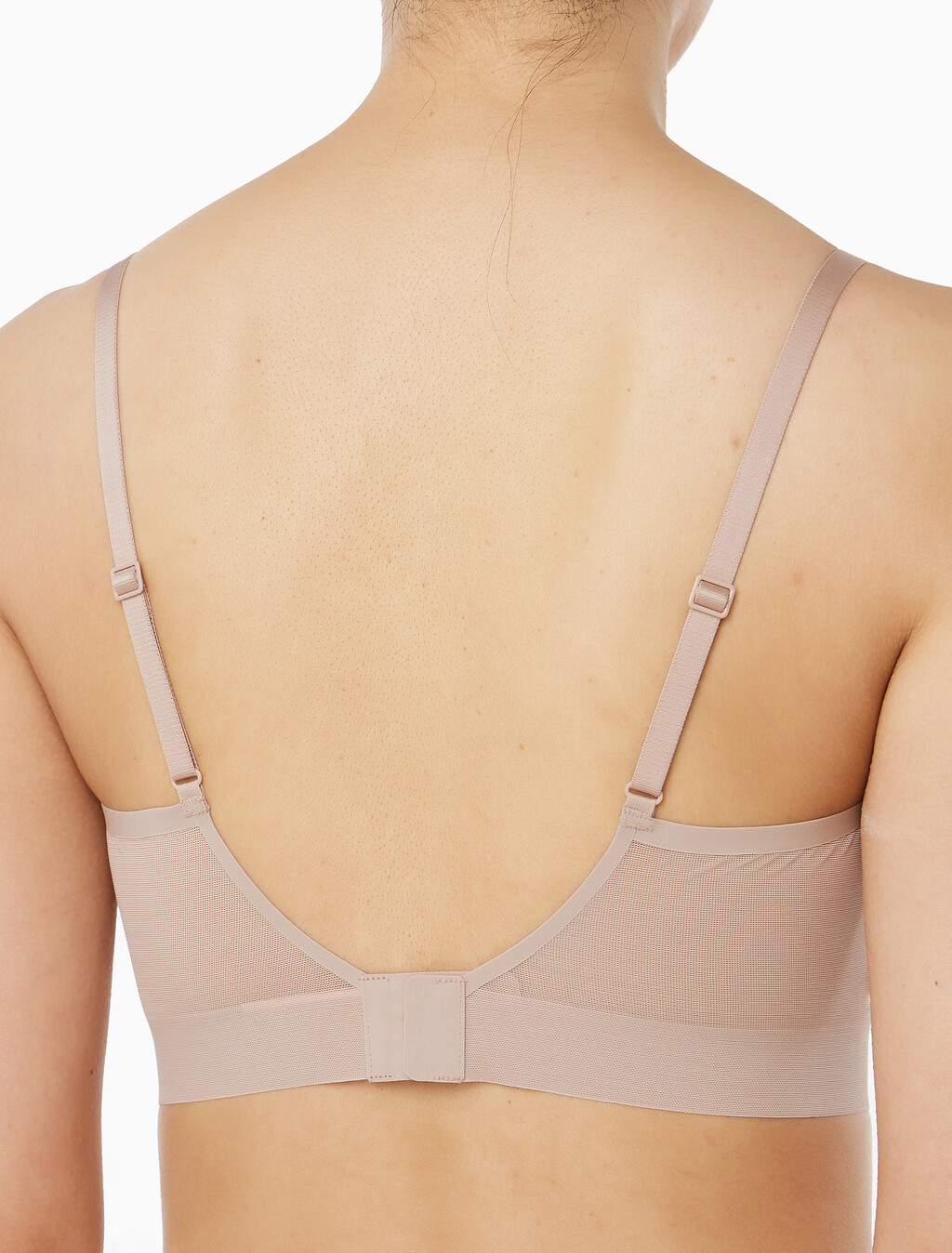 Buy 여성 인비져블 NSE 메쉬 트라이앵글 in color CEDAR