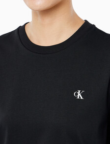 Buy 여성 그래픽 반팔 티셔츠 in color CK BLACK