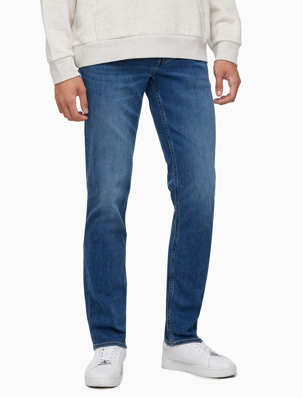 Buy 남성 바디핏 미드블루 이탈리안 데님 in color MID BLUE BACK EMBRO