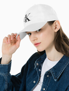 Buy 남녀공용 CKJ 모노그램 엠브로이더리 캡 in color BRIGHT WHITE