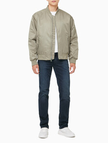 Buy 남성 히어로 봄버 자켓 in color KHAKI