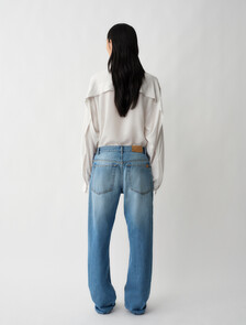 Buy 02 WOMENS JEAN in color LIGHT BLUE