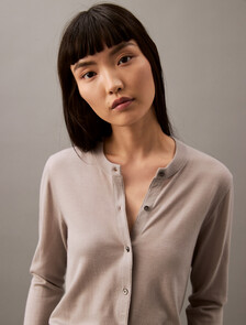 Buy 여성 롱슬리브 테크 메리노 울 가디건 in color LIGHT GREY