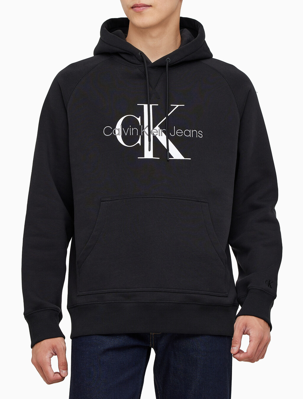 Buy 남성 롱슬리브 릴렉스핏 모노그램 기모후디 in color CK BLACK