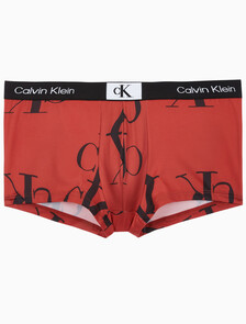 Buy 남성 1996 마이크로 로우라이즈 드로즈 in color RED/BLACK PATTERN