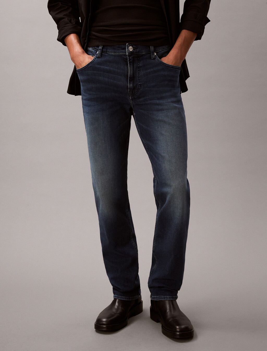 Buy 남성 에이바디 슬림핏 데님 in color Blue black