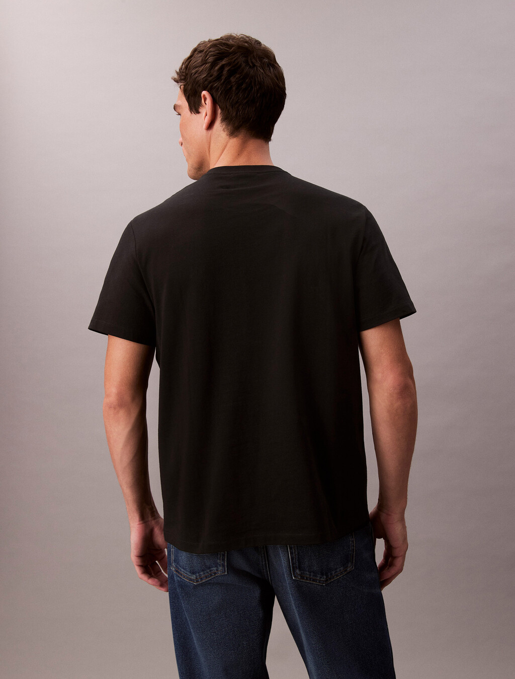 Buy 남성 이지핏 아카이브 로고 반팔 티셔츠 in color BLACK