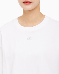 Buy 여성 그래픽 크롭 반팔 티셔츠 in color BRIGHT WHITE