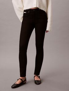 Buy 여성 미드라이즈 스키니 데님 in color BLACK