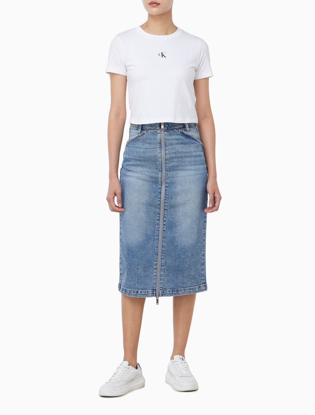 Buy 여성 데님 집 프론트 스커트 in color Light blue