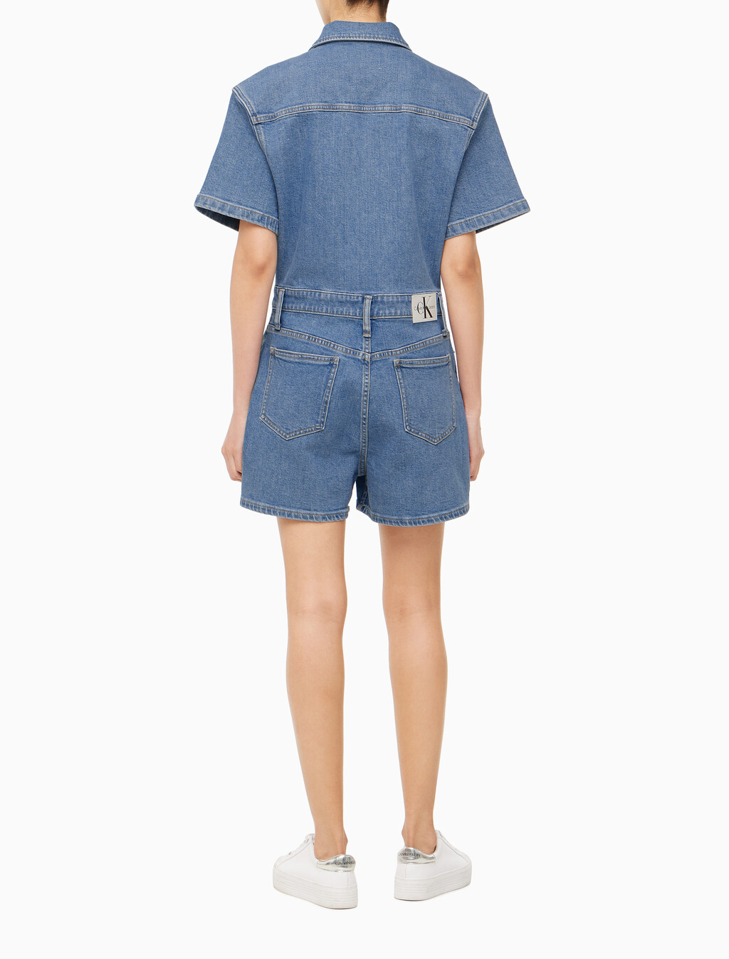 Buy 여성 미드블루 데님 숏 오버롤 in color MID BLUE BACK EMBRO