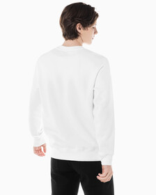 Buy 남성 레귤러핏 인스티튜셔널 로고 기모 스웨트셔츠 in color BRIGHT WHITE