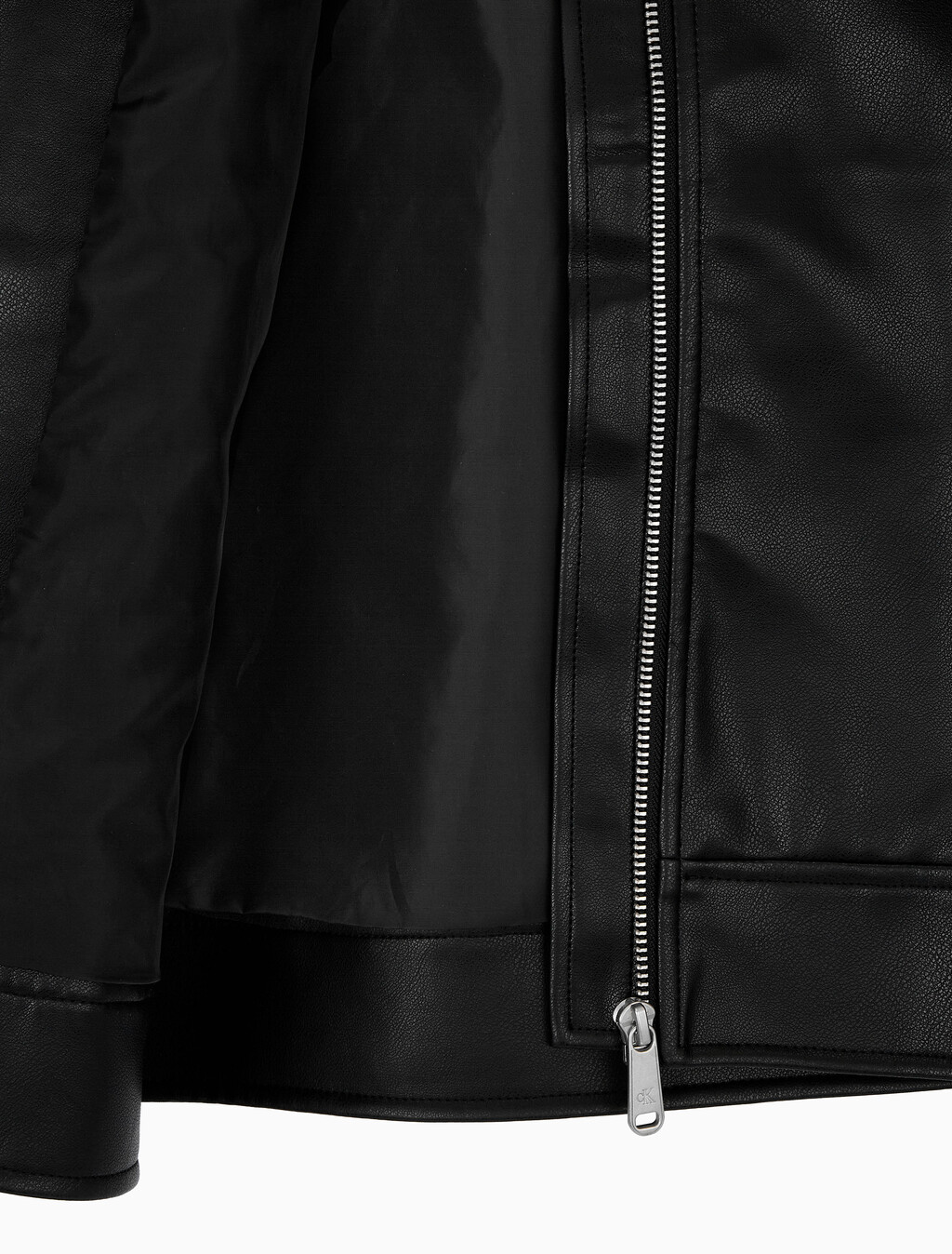 Buy 여성 폭스 레더 자켓 in color CK BLACK