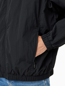 Buy 남성 베이직 에센셜 기능성 나일론 자켓 in color CK BLACK