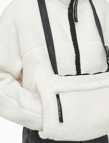 Buy 여성 크롭 쉐르파 자켓 in color WHITE