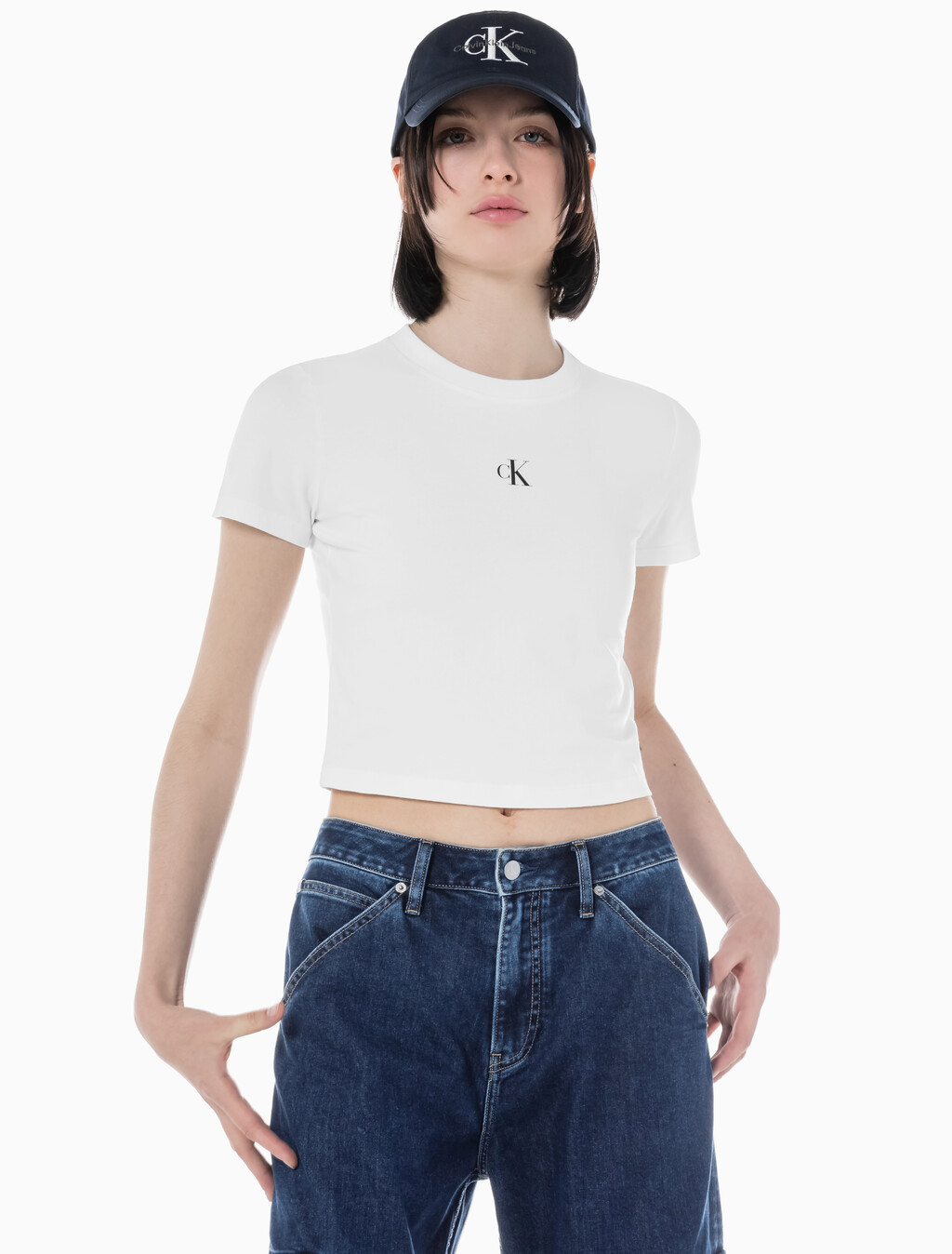 Buy 여성 슬림핏 베이비 크롭 반팔 티셔츠 in color BRIGHT WHITE