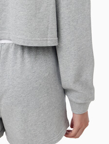 Buy 여성 CK 베이직 라운지 로고 져지 크롭 롱슬리브 in color GREY HEATHER