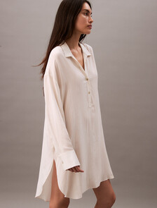 Buy 여성 우븐 비스코스 드레스 in color TEXTURED STRIPE PELICAN
