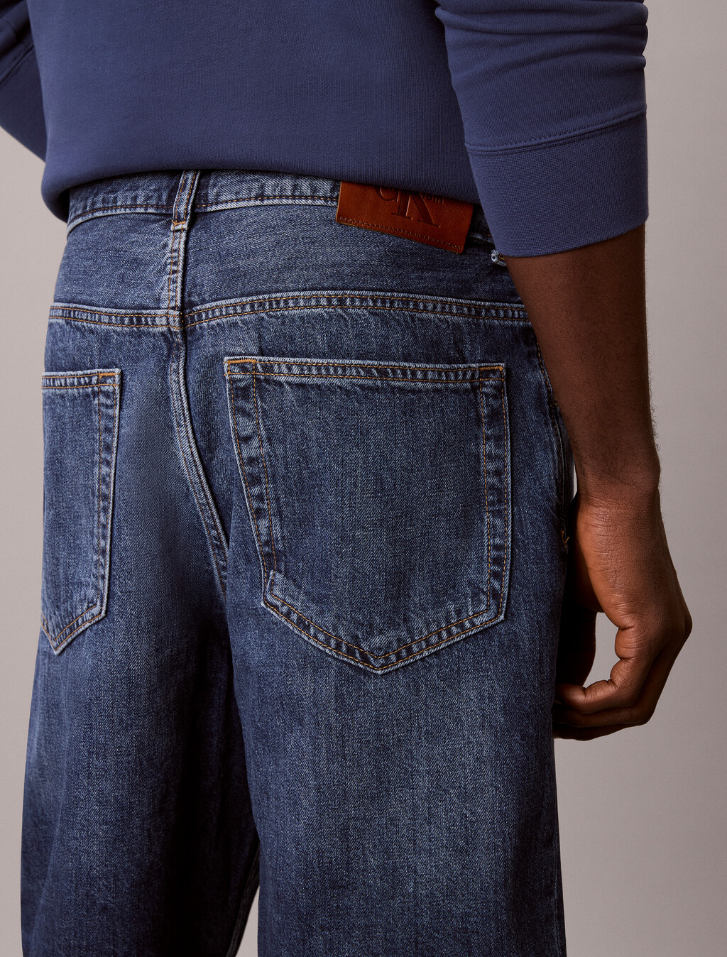 Buy 90s 린넨 데님 쇼츠 in color Blue Black 