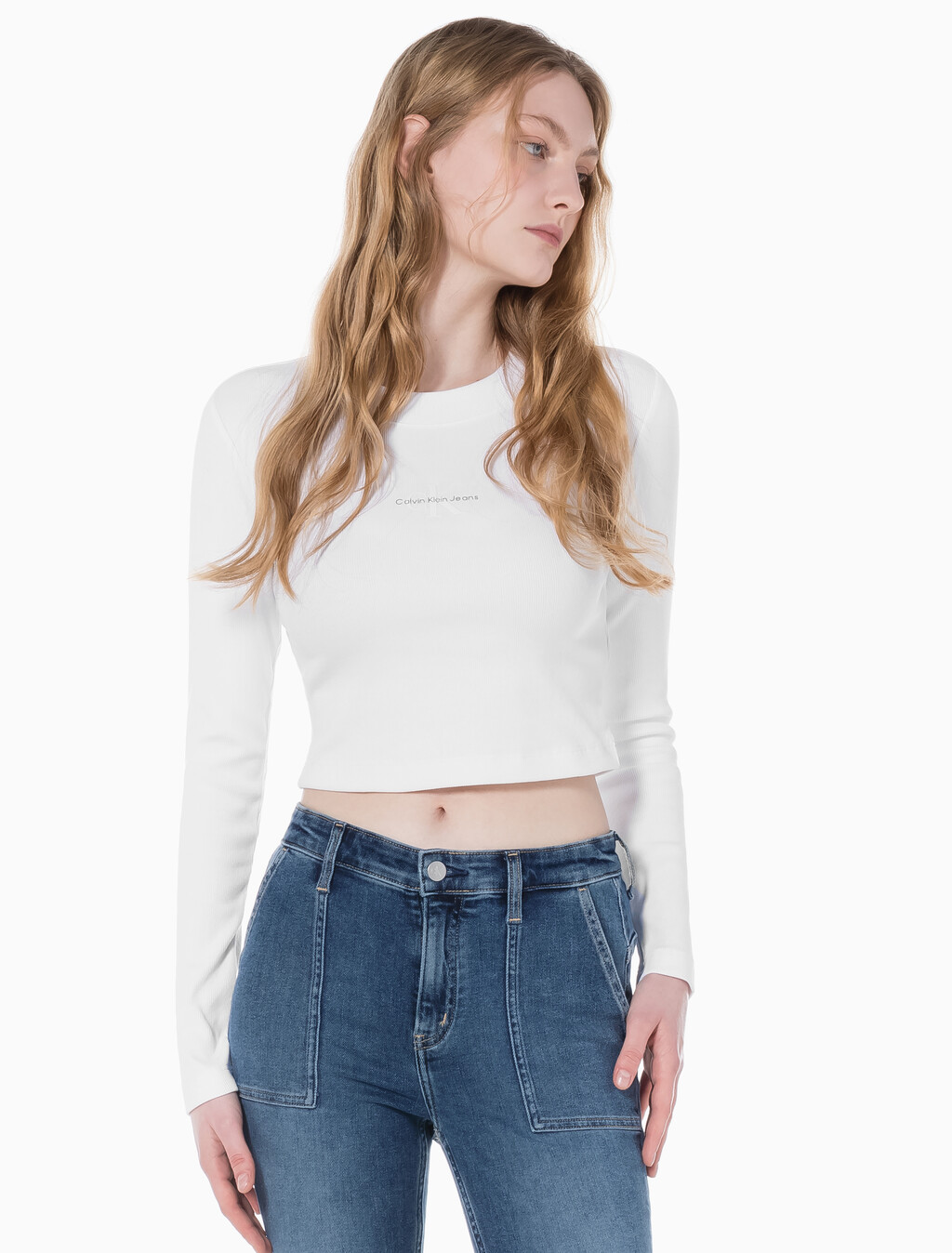 Buy 여성 롱슬리브 모노그램 베이비 티 in color BRIGHT WHITE