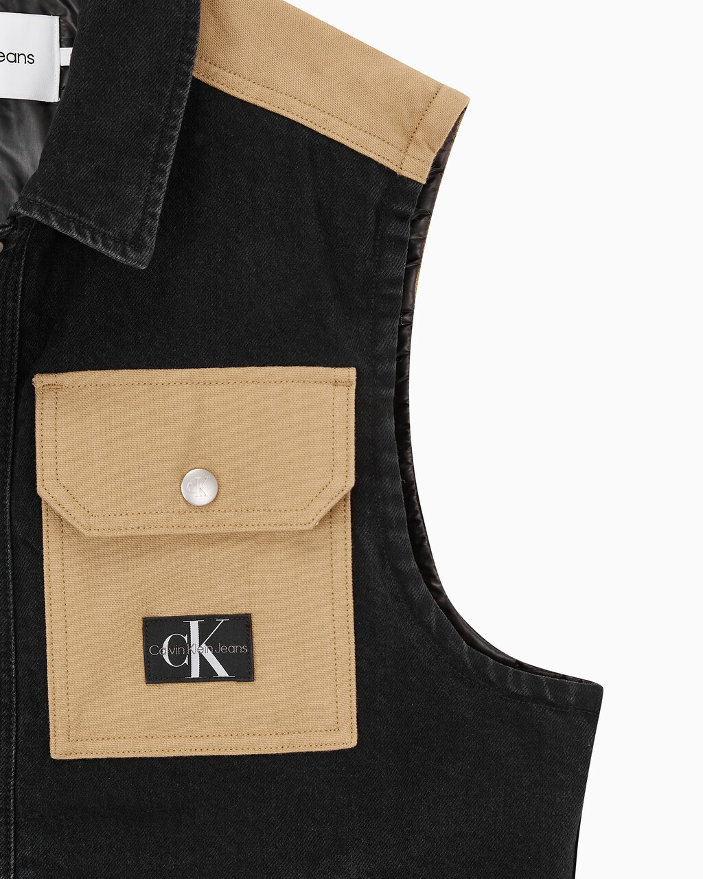 Buy 남성 캔버스 포켓 데님 베스트 in color WASHED BLACK LOGO LACE