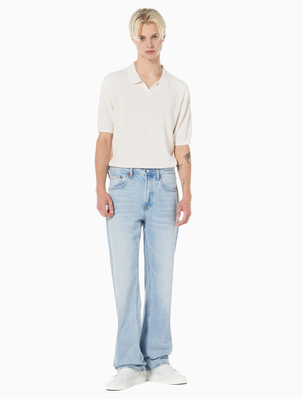 Buy 남성 시그니처 90's 스트레이트핏 스카이블루 데님 in color LIGHT BLUE