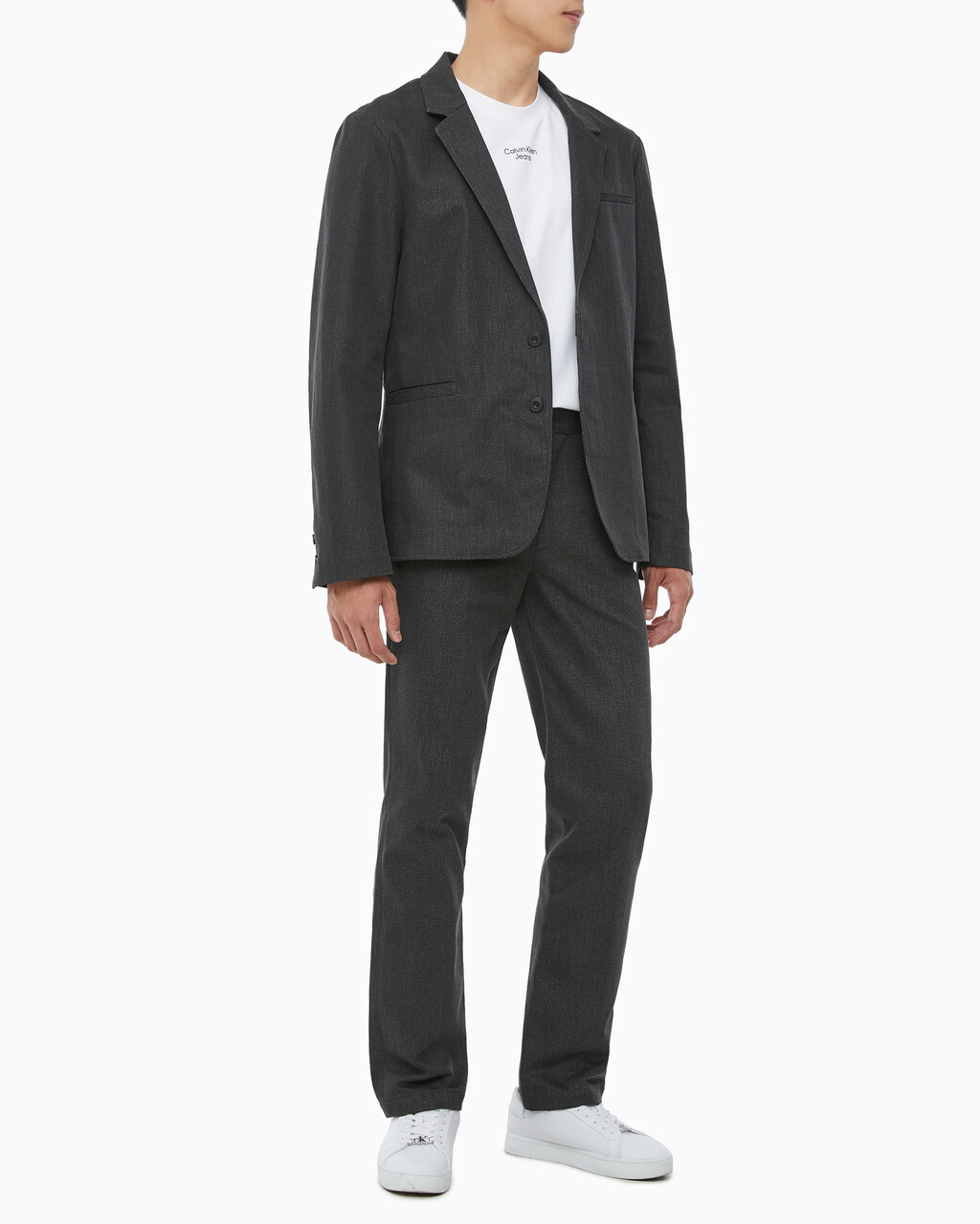 Buy 남성 롱슬리브 언라인드 스트럭쳐 블레이저 in color CHARCOAL