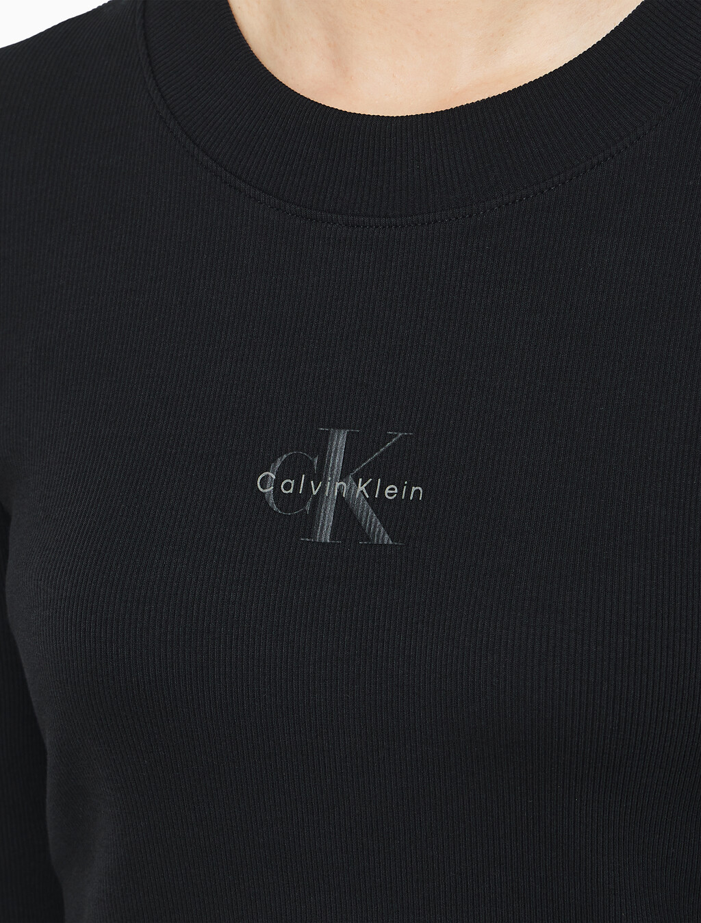 Buy 여성 L/S 모노그램 베이비 티셔츠 in color BLACK