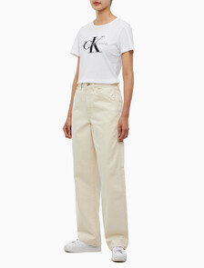 Buy 여성 테이퍼드핏 린스 데님 in color CREAM