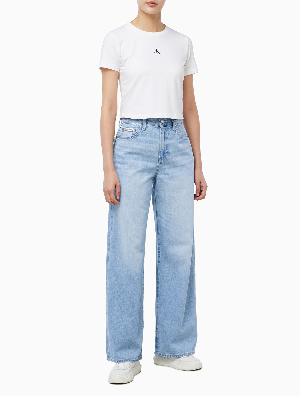 Buy 여성 와이드레그 에코 데님 in color Light Blue