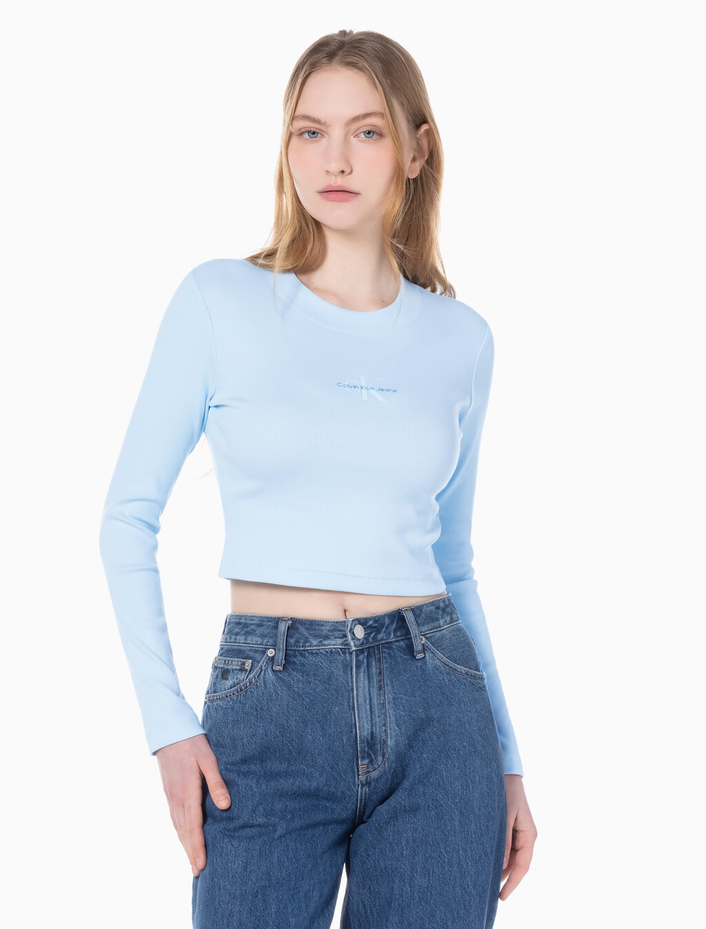 Buy 여성 롱슬리브 모노그램 베이비 티 in color KEEPSAKE BLUE