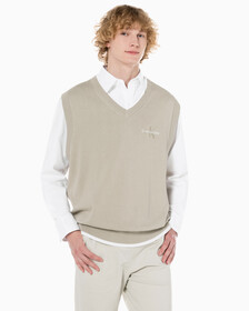 Buy 남성 엠보스드 스웨터 베스트 in color BEIGE