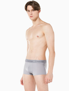 Buy 남성 에어 에프엑스 테크 마이크로 로우 라이즈 드로즈 in color SLEEK SILVER